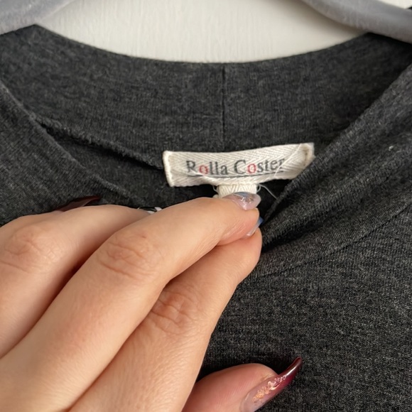 Cap sleeve mini dress - Picture 2 of 3